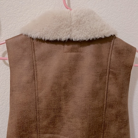 Fur and Leather Vest - Picture 3 of 3